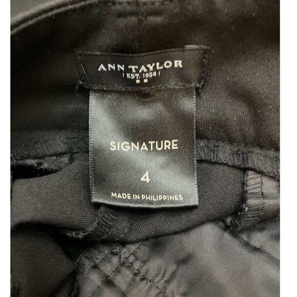Ann Taylor Women's Black Signature Mid-Rise Flare 32" Inseam Career Pants SZ 4 - Picture 7 of 8